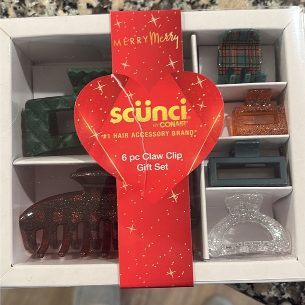 Scunci Hair Accessory Packaging